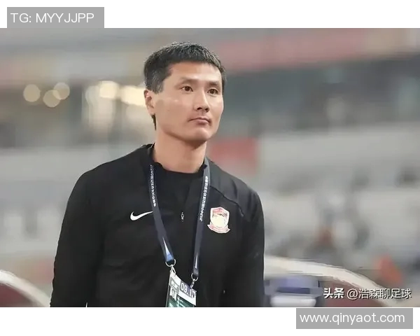 中国足球主帅的挑战与机遇如何引领球队走向辉煌未来